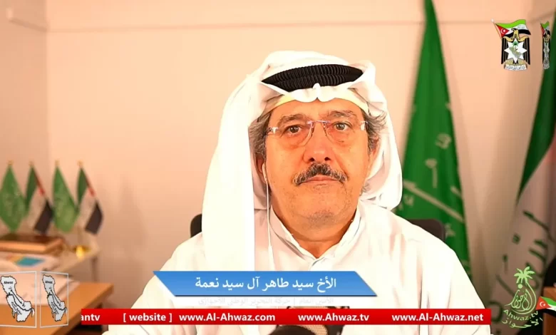 الأخ سيد طاهر آل سيد نعمة يلقي بيان ادانة الحكم التعسفي ضد المؤرخ حسين فرج الله كعب واغتيال الشاعر كريم البدوي